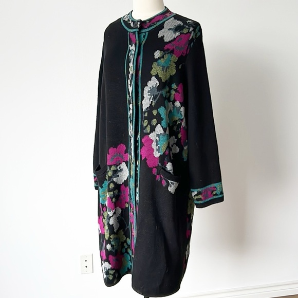 J Jill Duster Cardigan Sweater
Women Oversized Floral Black Size XL - Picture 12 of 16